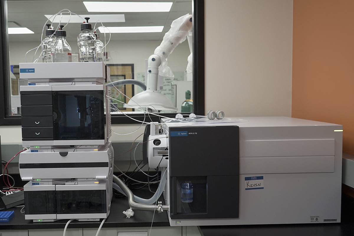 Leslie Buttorff visits the Pancea Life Sciences Cannabinoid Research Center