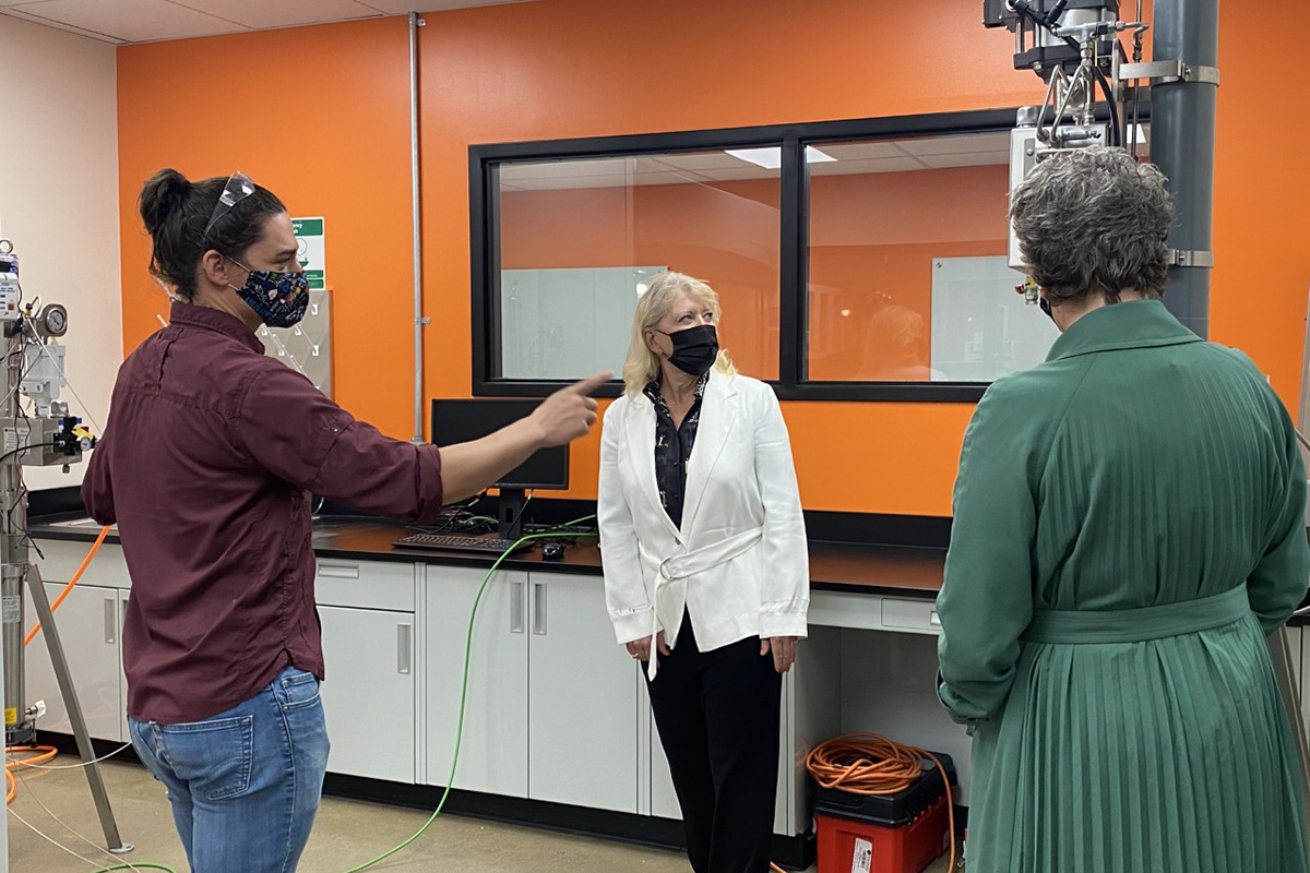 Leslie Buttorff visits the Pancea Life Sciences Cannabinoid Research Center